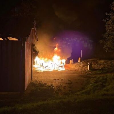 Brand im Freizeitpark an der Alpe, Flammen