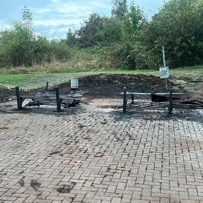 Brand im Freizeitpark an der Alpe, B�nke